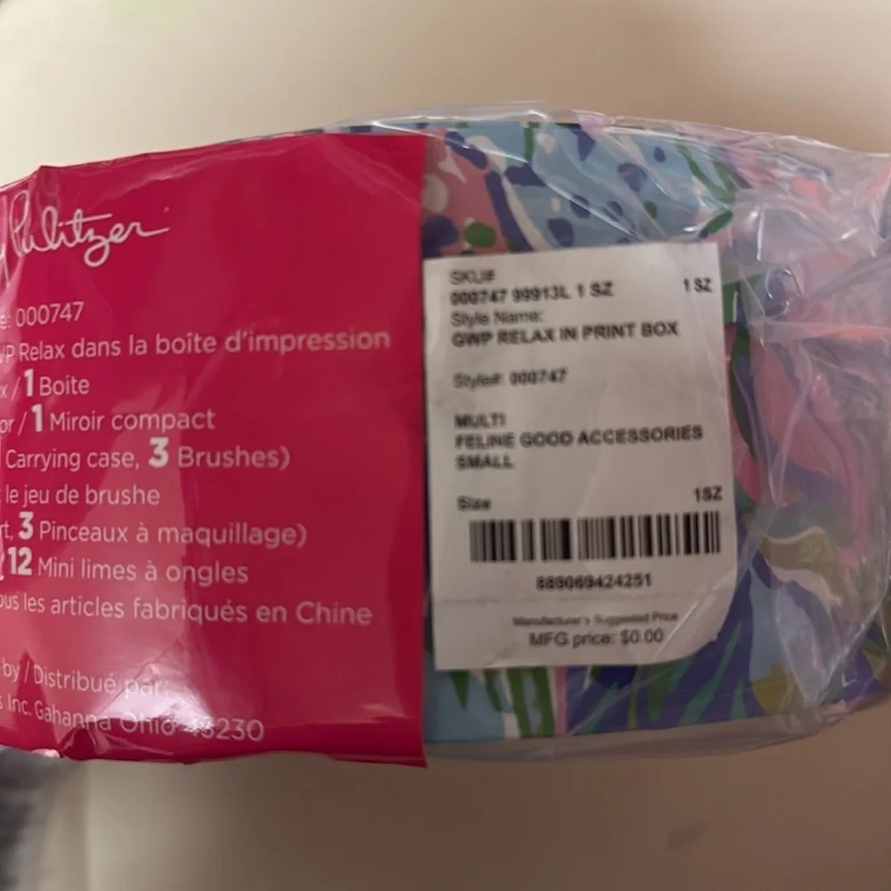 Lilly Pulitzer Relax in Print Feline good accessories NWT in box